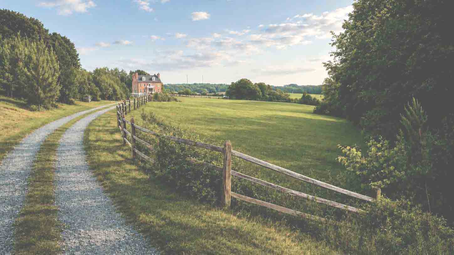 Endwyke Hall, a Federal-style country residence on 17.86 acres in Appomattox County